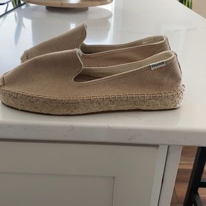 Soludoes Size 8 Espadrille